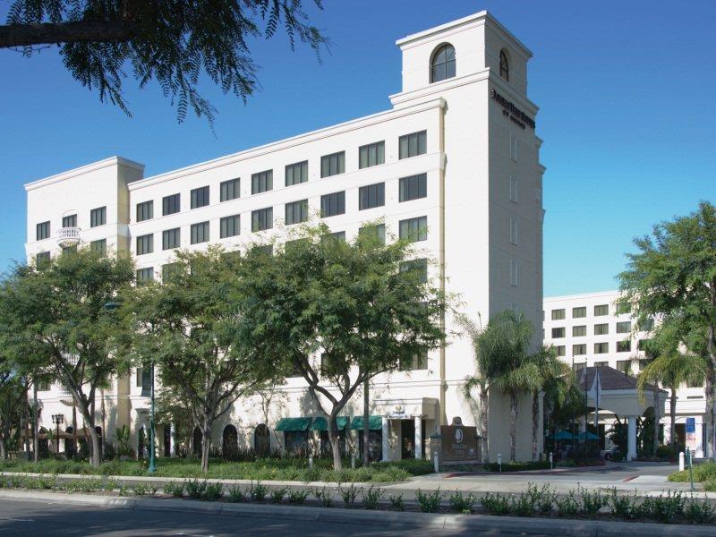Doubletree Suites By Hilton Anaheim Resort/Convention Center Exterior photo